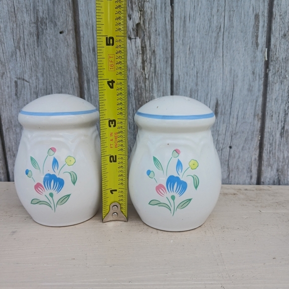 Floral Expressions By Hearthside Japan Salt & Pepper Shaker Set Pattern No Plugs - Picture 8 of 8